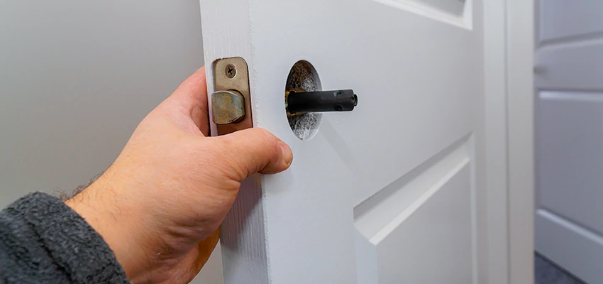Nighttime Locksmith For Lock Repair in Bloomington, CA