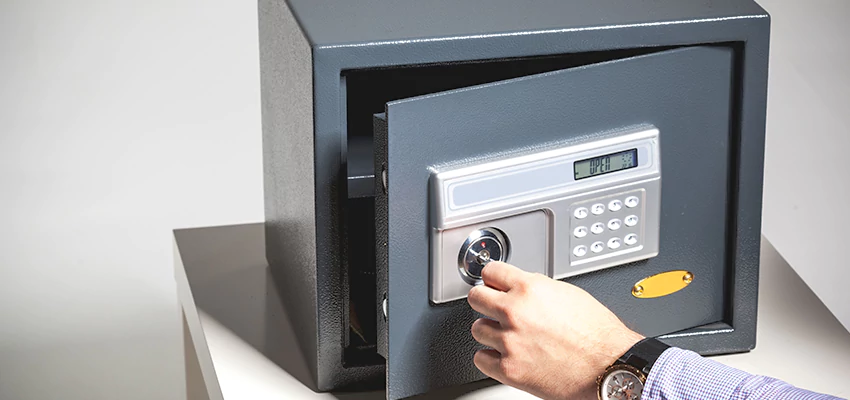 Jewelry Safe Unlocking Service in Bloomington, California