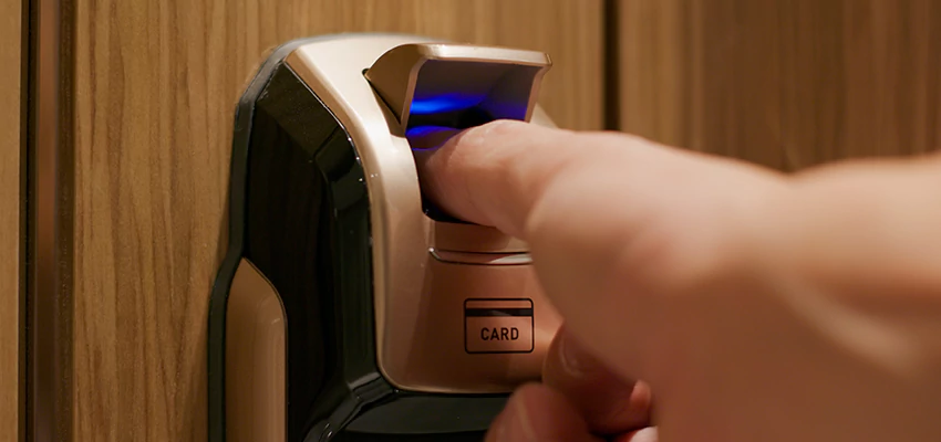 Locksmith Company For Window Lock Installation in Bloomington, California