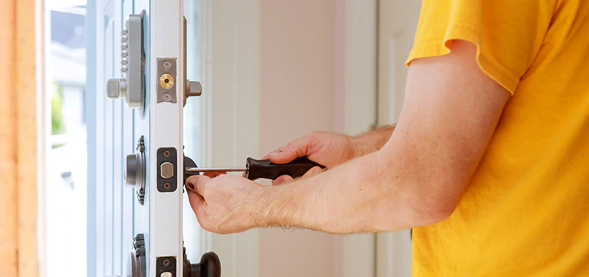 Eviction Locksmith For Key Fob Replacement Services in Bloomington, CA