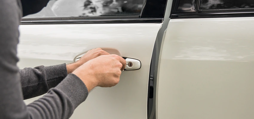 Unlock Car Door Service in Bloomington, CA